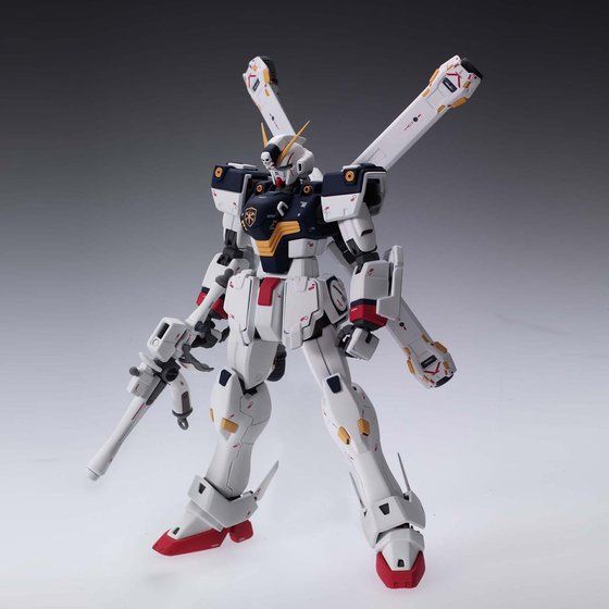 MG Crossbone Gundam X-1 Ver.Ka montado en vista frontal con el Buster Gun.