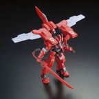 HG Gundam Astaroth Origin en modo de vuelo con espada desplegada;