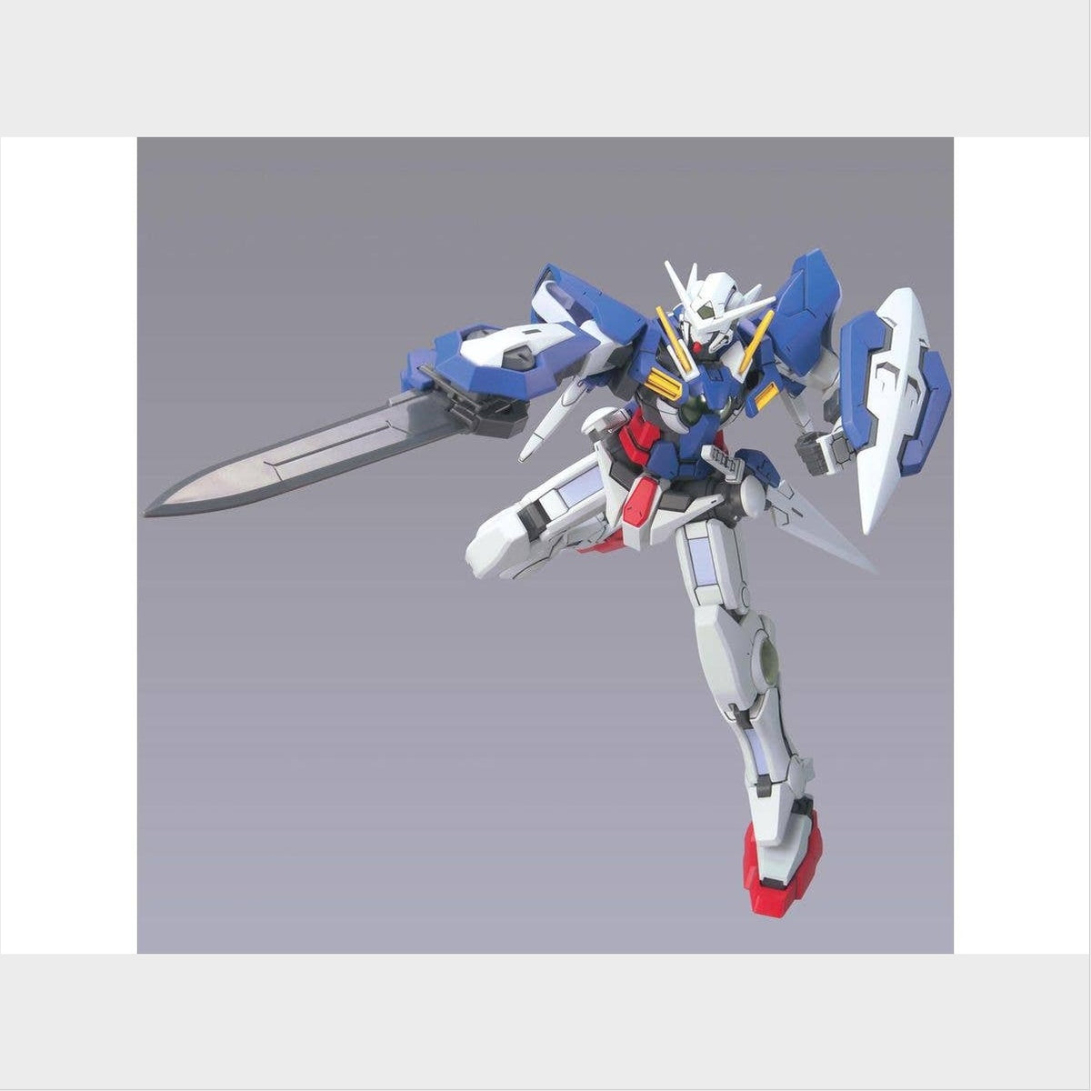 HG Gundam Exia, vista 3.