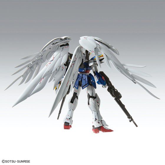 MG Wing Gundam Zero EW Ver.Ka, trasera.