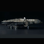 PG Millennium Falcon, vista lateral con tren de aterrizaje.