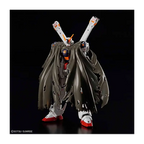 RG Crossbone Gundam X1 de Bandai, vista frontal con la capa anti-beam cerrada.