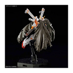 RG Crossbone Gundam X1 de Bandai en pose dinámica con capa anti-beam y Zanbuster.