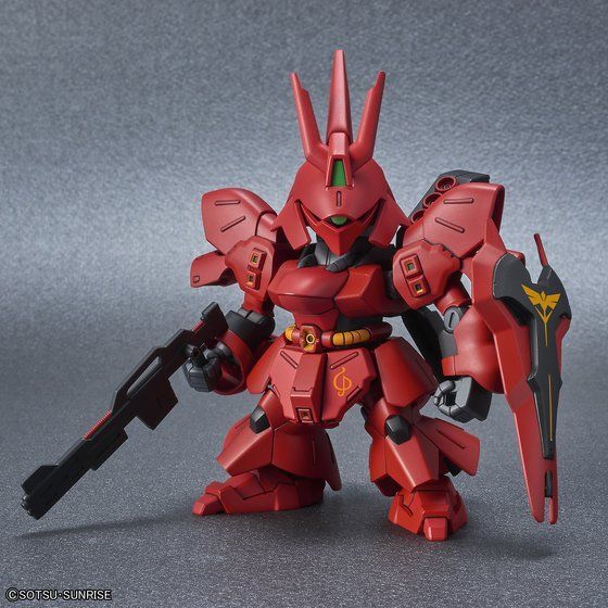 SD EX-Standard Sazabi, pose con armamento.